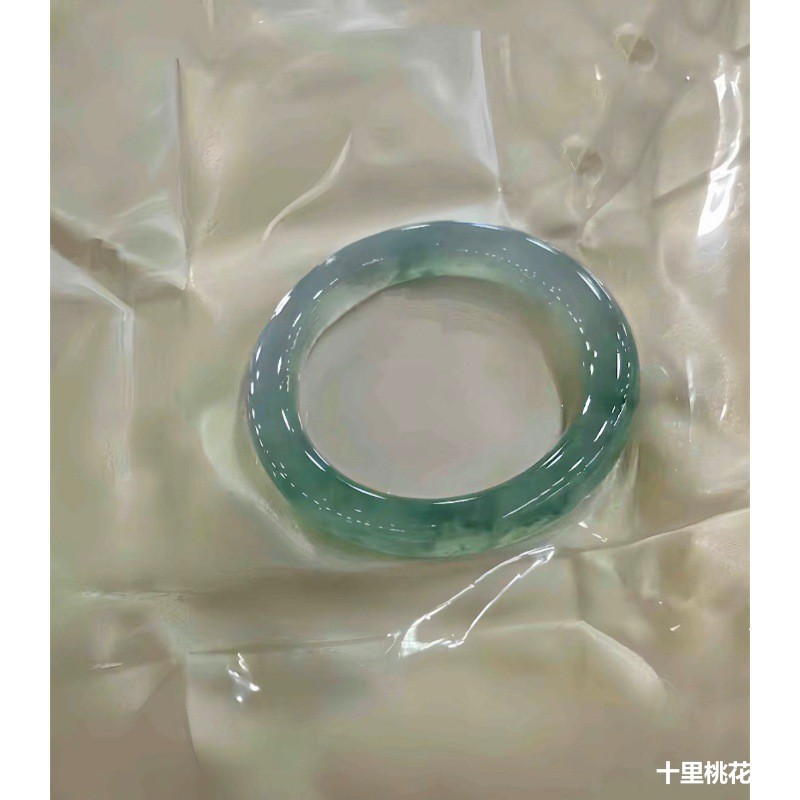 Natural Burmese Ice Jadeite Br - огляд і ціна Bracelets