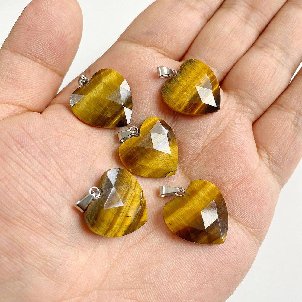 1PC 20mm Faceted Heart Pendant - огляд і ціна Crystal Pendant Necklace Natural Stone