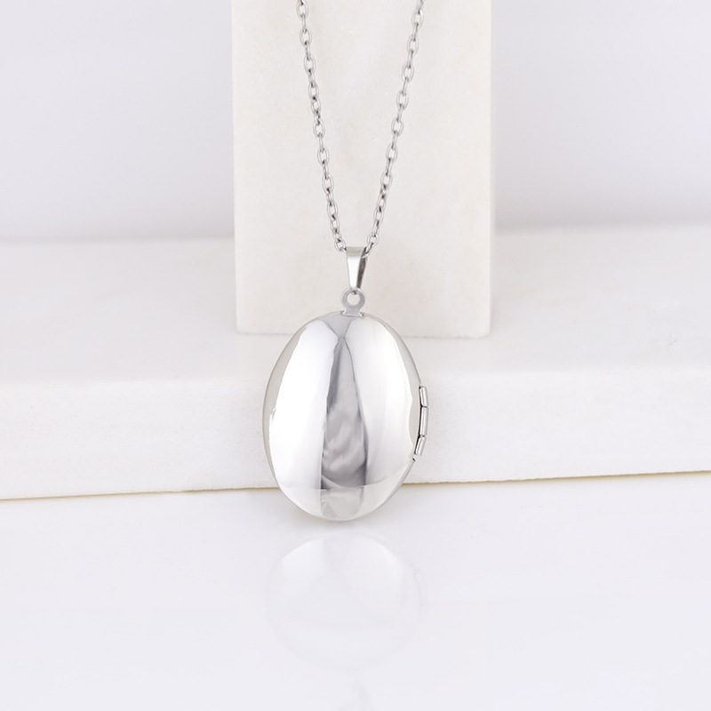 Vintage Silver Color Openable  - огляд і ціна Heart Locket Necklace Photo