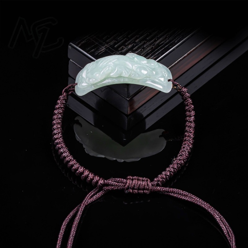 Burmese Jadeite Pixiu Bracelet - огляд і ціна Bracelets