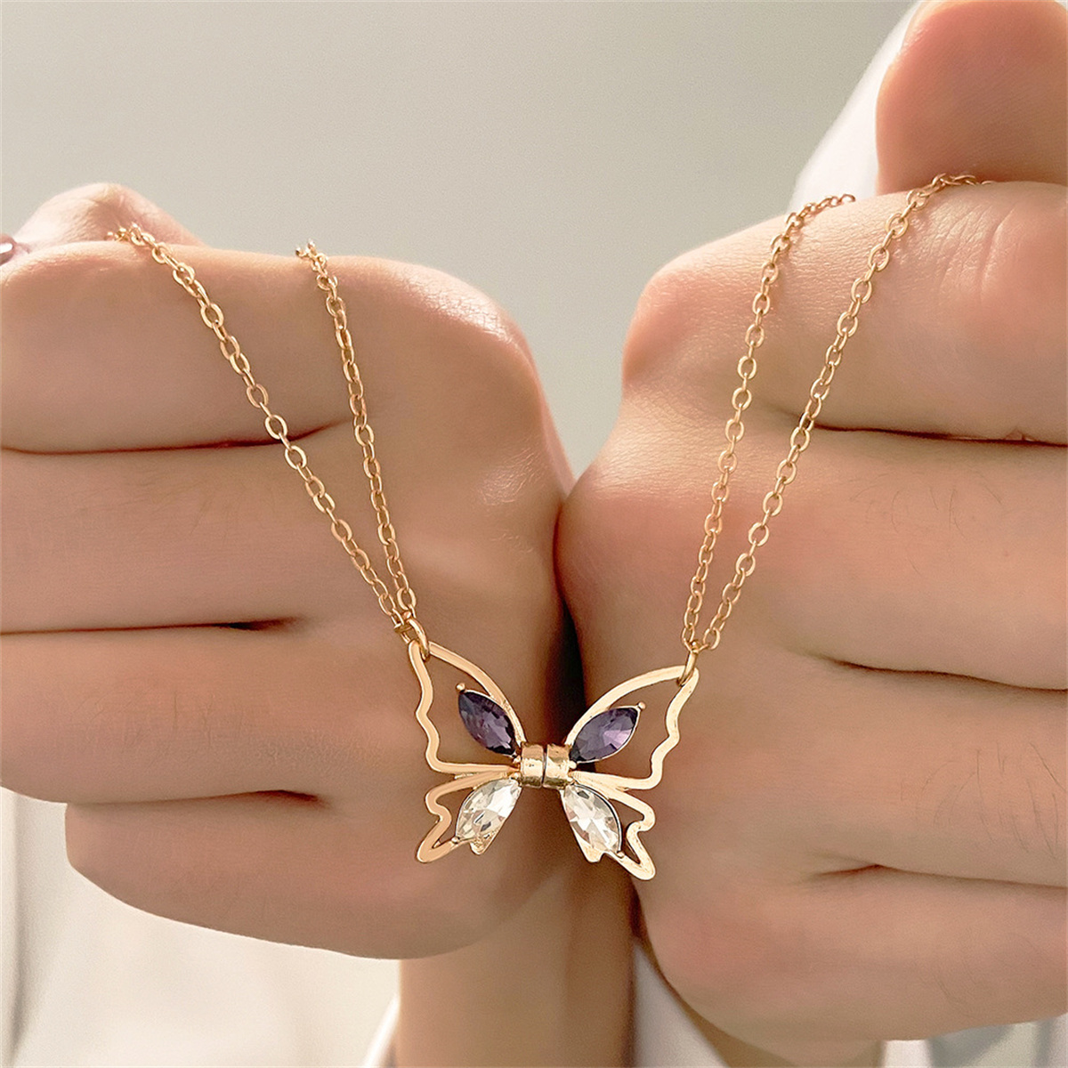 Lover BFF Magnetic Butterfly N - огляд і ціна Magnetic Couple Matching Necklaces