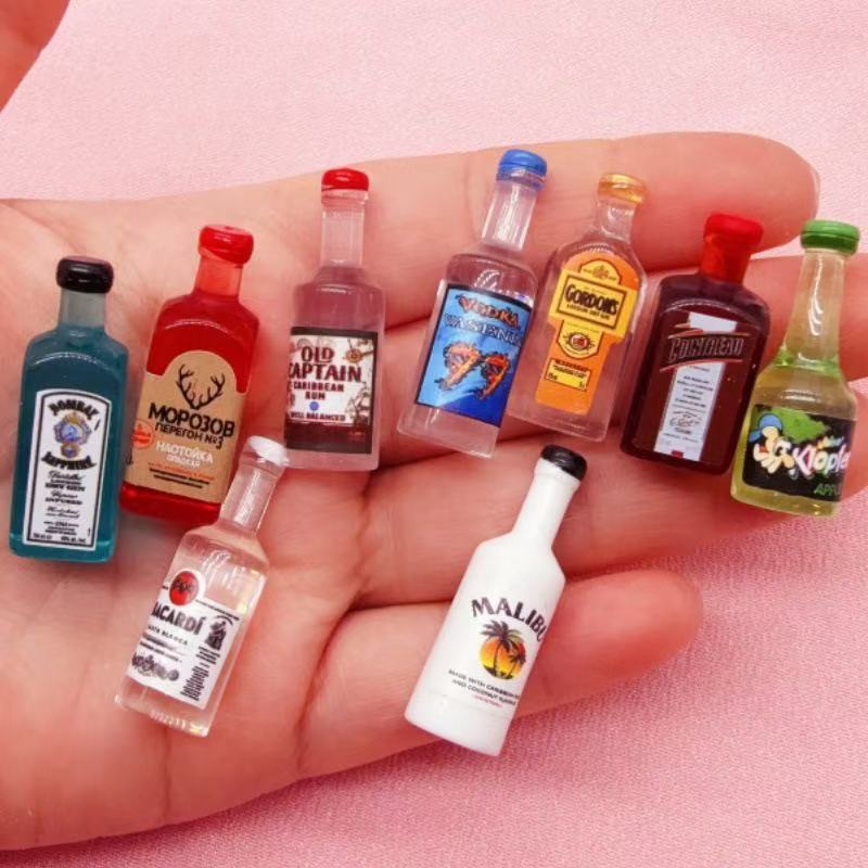 11pcs Mini Simulation Resin 3D - огляд і ціна Earrings
