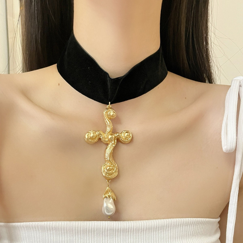 Vintage Exaggerated Baroque Pe - огляд і ціна Pearl Choker Necklace Vintage