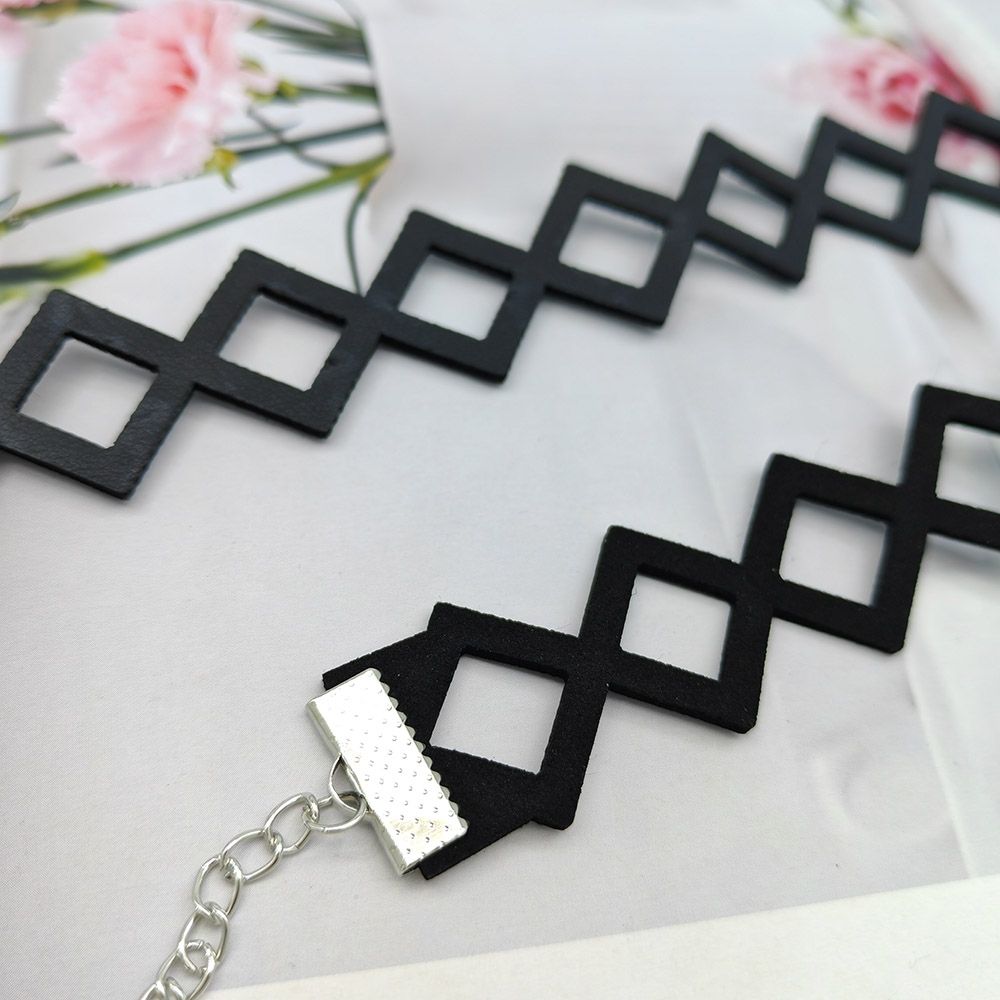 VALORANT Clove Necklace Pendan - огляд і ціна Anime Pendant Necklace