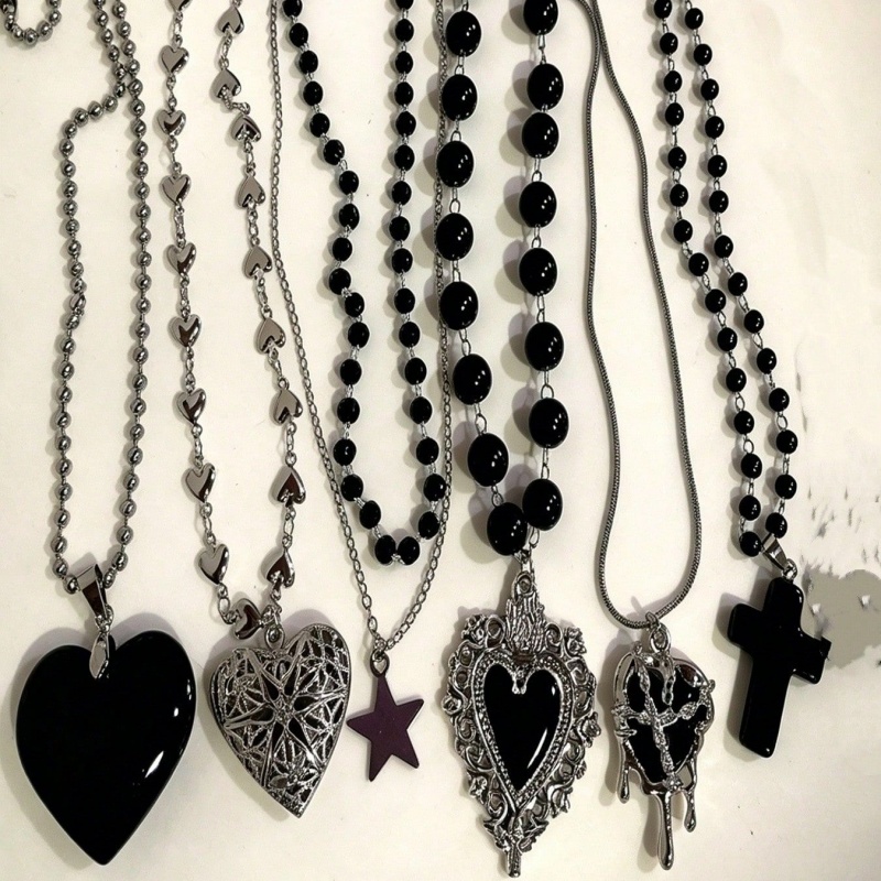 6Pcs Gothic Layered Necklace S - огляд і ціна Layered Pendant Necklace Aesthetic