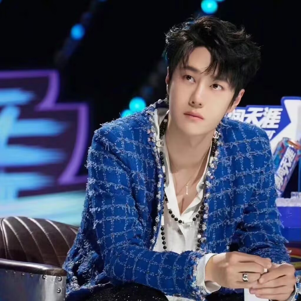 Upgraded version! Wang Yibo's  - огляд і ціна Anime Pendant Necklace