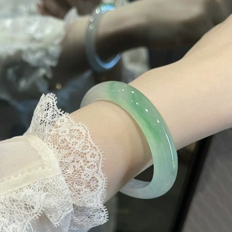 Myanmar ice jade natural with  - огляд і ціна Bracelets