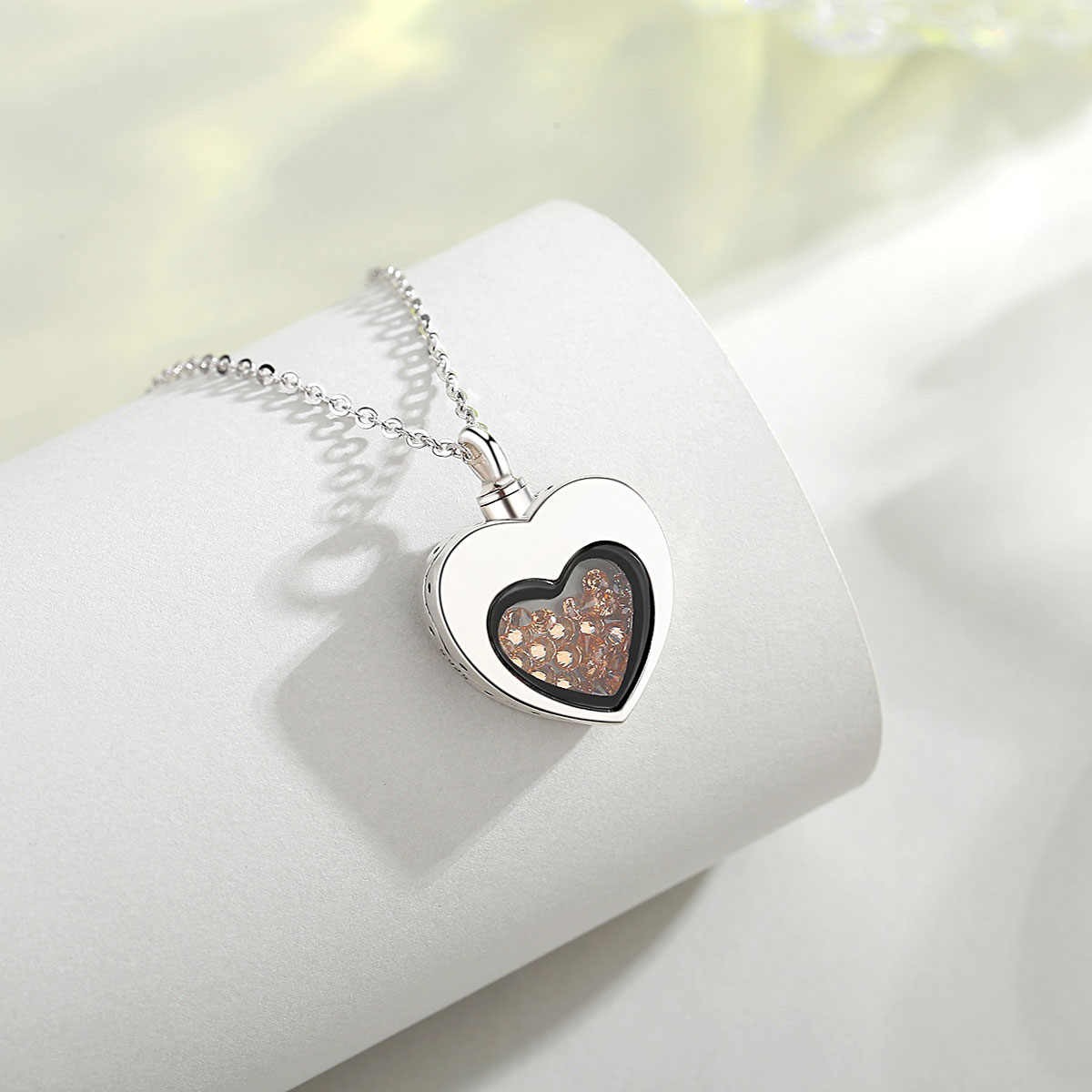 Eudora Sterling Silver Heart L - огляд і ціна Heart Locket Necklace Photo