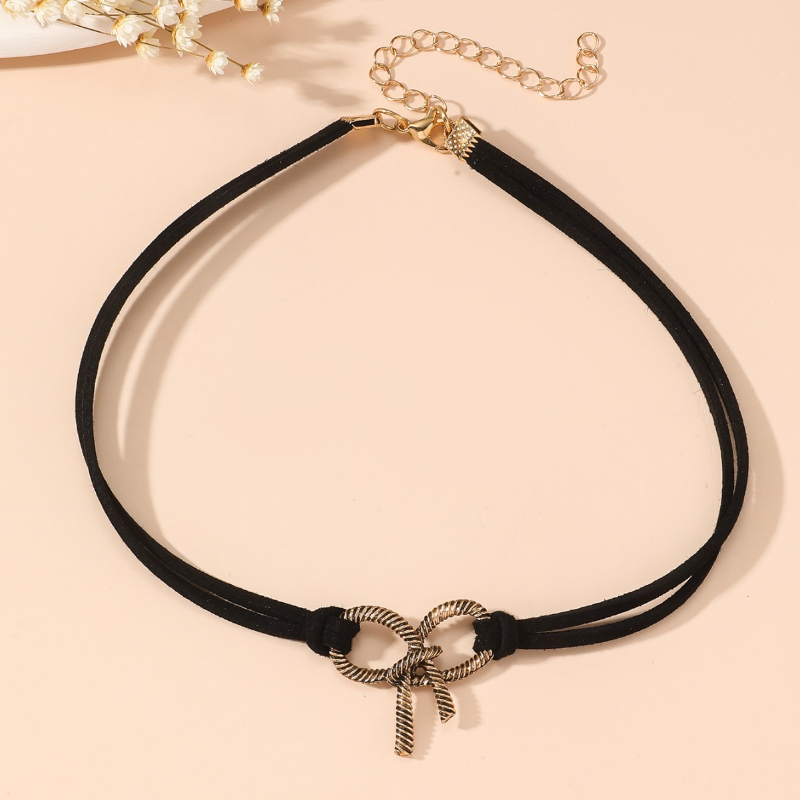 Vintage Metal Bow Choker Neckl - огляд і ціна Layered Pendant Necklace Aesthetic