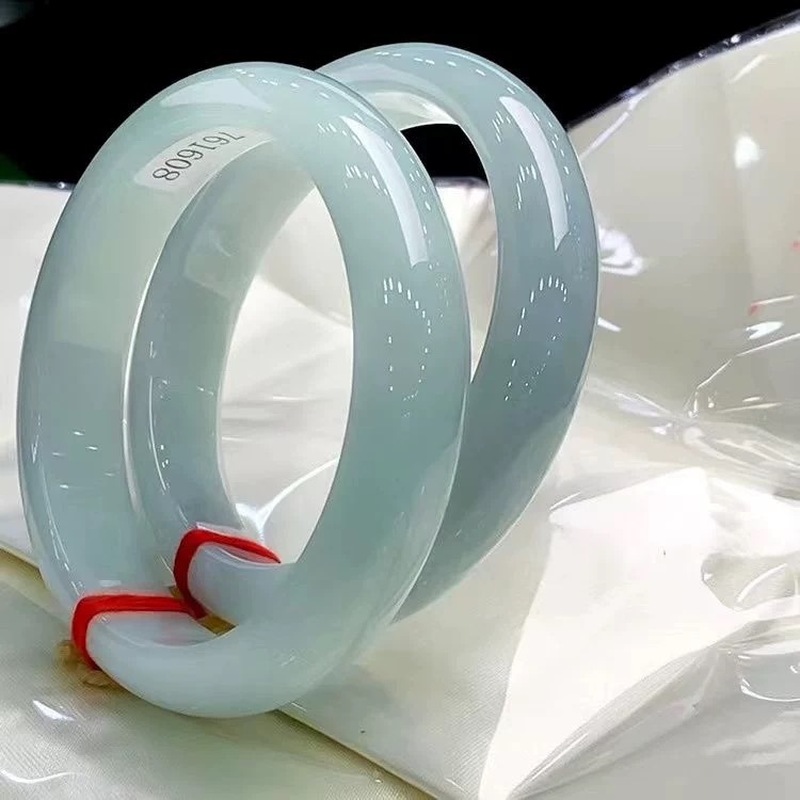 Old Mine Icy Burmese Bracelet, - огляд і ціна Bracelets