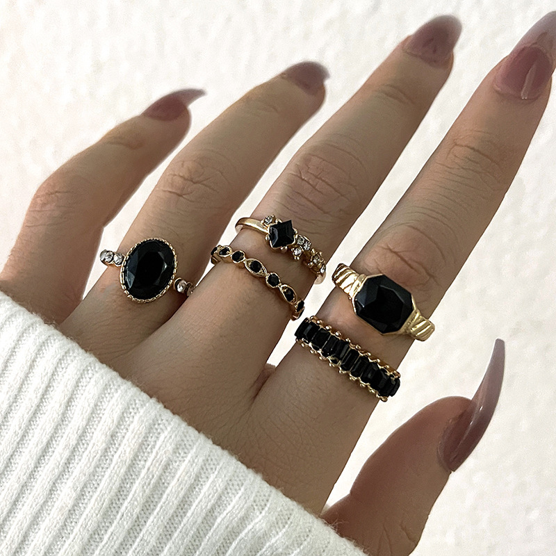 Retro Black Crystal Stone Ring - огляд і ціна Vintage Punk Knuckle Rings Set