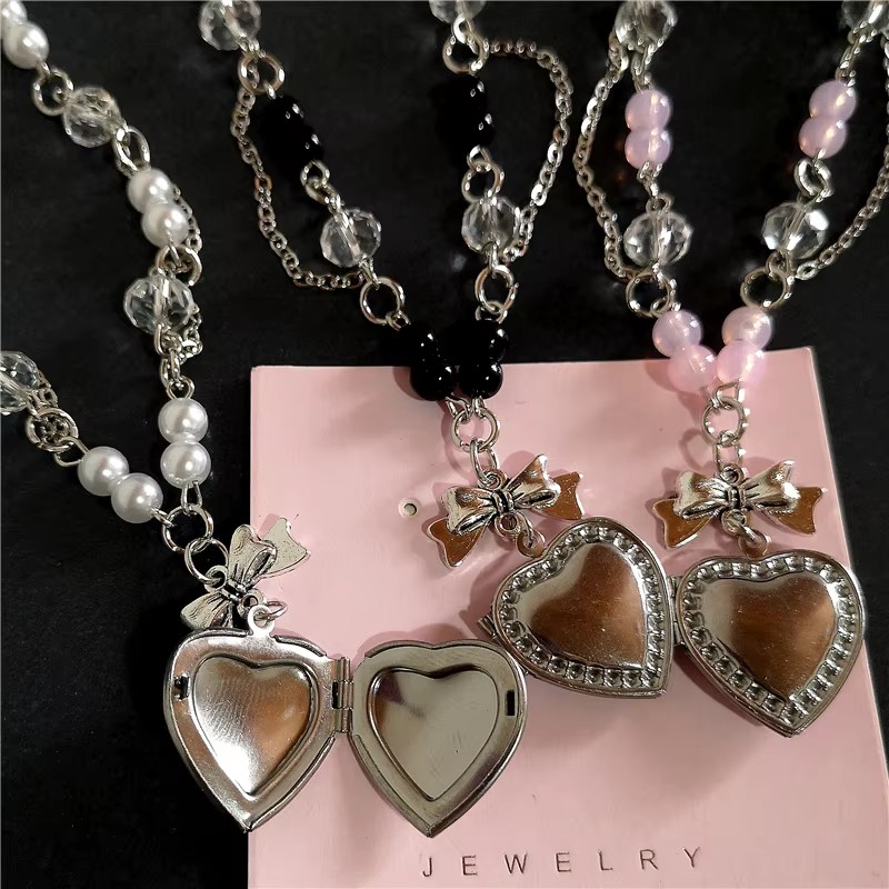 Goth Y2K Heart Locket Pendant  - огляд і ціна Heart Locket Necklace Photo