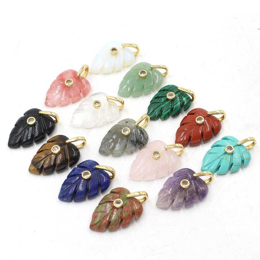 Natural Healing Crystal Leaf P - огляд і ціна Crystal Pendant Necklace Natural Stone