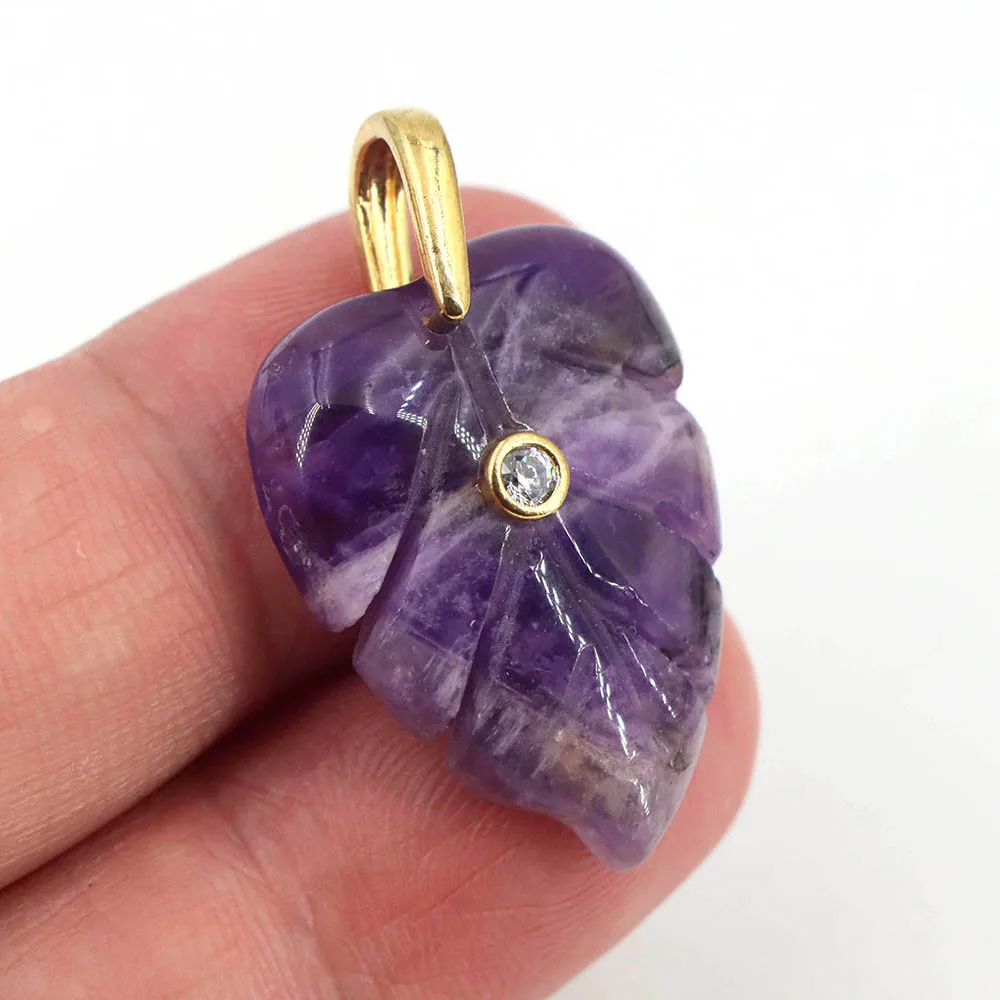 Natural Healing Crystal Leaf P - огляд і ціна Crystal Pendant Necklace Natural Stone