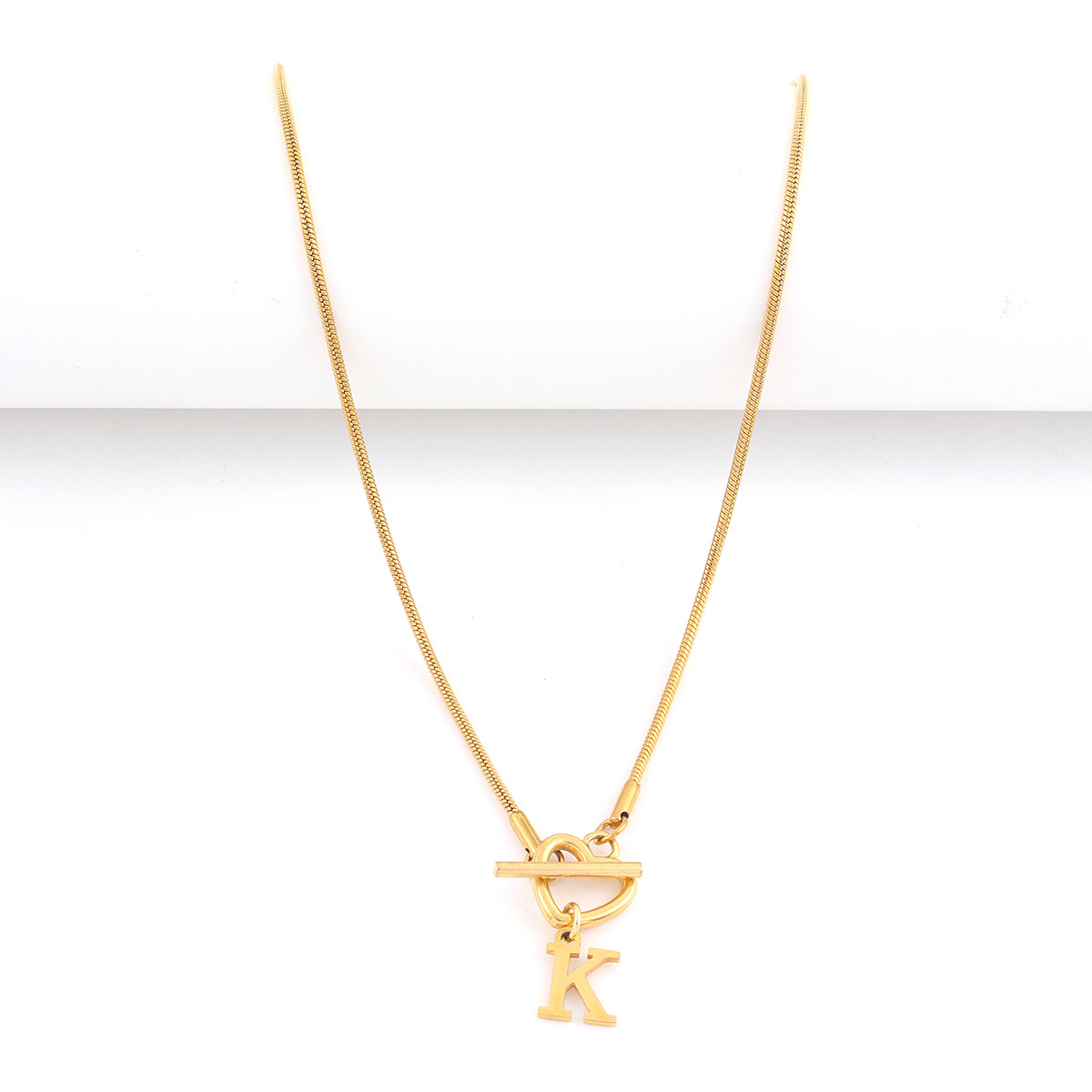 Fashion A-Z Initial Heart Pend - огляд і ціна Initial Letter Necklace 18K Gold